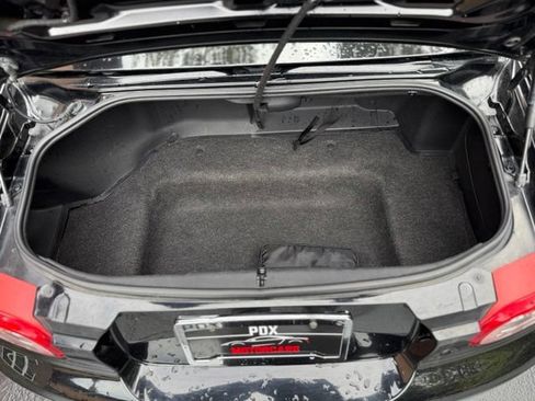 Used 2010 MAZDA MX-5 Miata Grand Touring w/ Premium Pkg RWD image 36