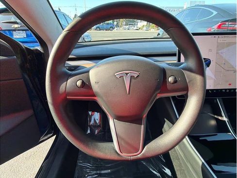 Used 2020 Tesla Model 3 Long Range AWD/4WD image 8
