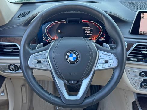 Used 2020 BMW 750i xDrive w/ Executive Package image 21
