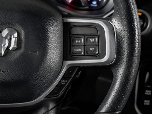 Used 2022 RAM 2500 Big Horn AWD/4WD image 18