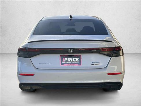 Used 2023 Honda Accord Sport image 6