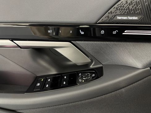 Used 2026 BMW 530i w/ M Sport Package RWD image 13
