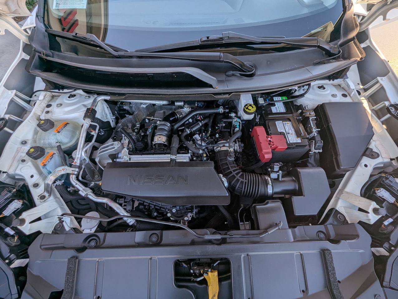 Used 2023 Nissan Rogue S AWD/4WD image 28