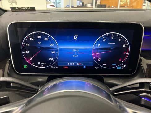 Used 2026 Mercedes-Benz GLC 300 4MATIC image 24