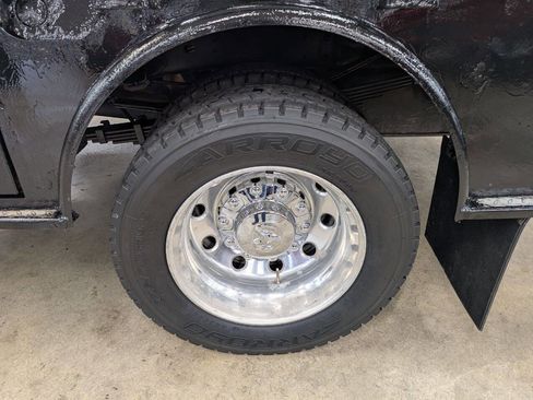 Used 2022 RAM 5500 Tradesman image 8