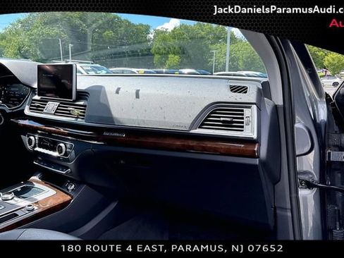 Used 2018 Audi Q5 2.0T w/ Premium Plus Package AWD/4WD image 14