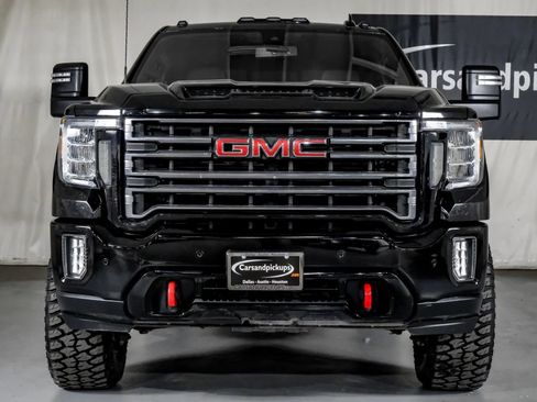 Used 2020 GMC Sierra 2500 AT4 w/ AT4 Preferred Package AWD/4WD image 3