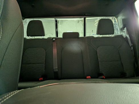 New 2026 RAM 1500 Express AWD/4WD image 24