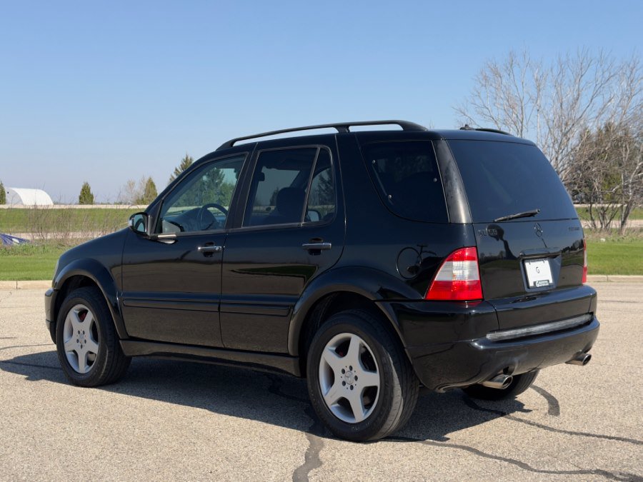 Used 2003 Mercedes-Benz ML 55 AMG 4MATIC image 4