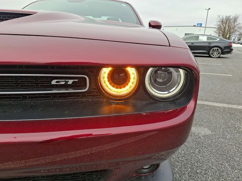 Used 2023 Dodge Challenger GT w/ Plus Package image 8