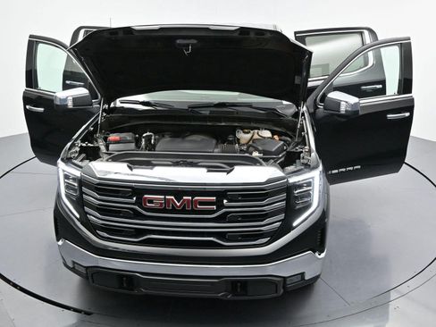 Used 2023 GMC Sierra 1500 SLT w/ SLT Convenience Package AWD/4WD image 46