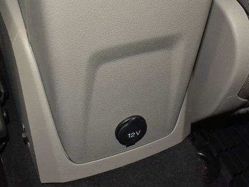 Used 2014 Ford Focus SE FWD image 25