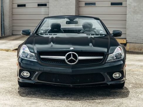 Used 2011 Mercedes-Benz SL 550 image 13