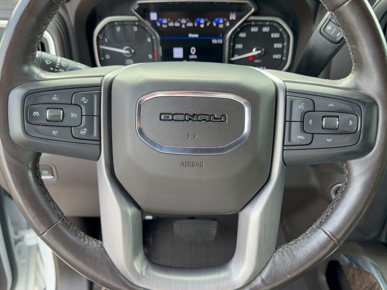 Used 2021 GMC Sierra 2500 Denali w/ Denali Ultimate Package AWD/4WD image 10