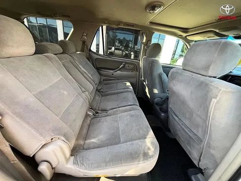 Used 2005 Toyota Sequoia SR5 AWD/4WD image 16