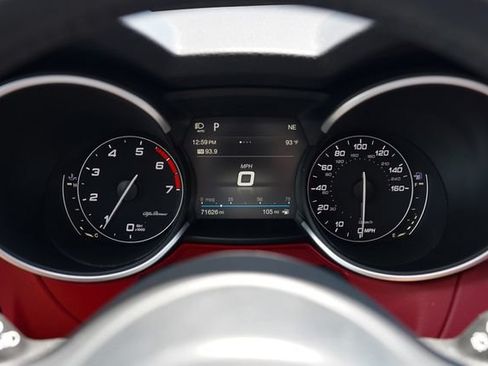 Used 2019 Alfa Romeo Stelvio Ti AWD/4WD image 33