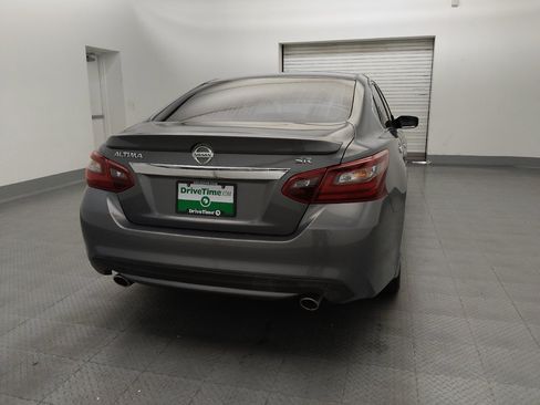 Used 2018 Nissan Altima 2.5 SR FWD image 7