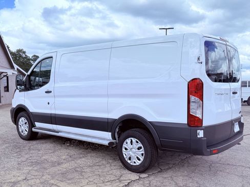 Used 2025 Ford Transit 250 Low Roof w/ Exterior Upgrade Package RWD image 6