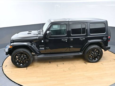 Used 2023 Jeep Wrangler Unlimited Sahara w/ Cold Weather Group AWD/4WD image 45