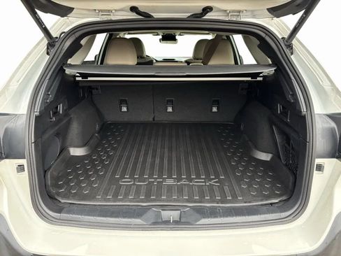 Used 2023 Subaru Outback Limited image 31