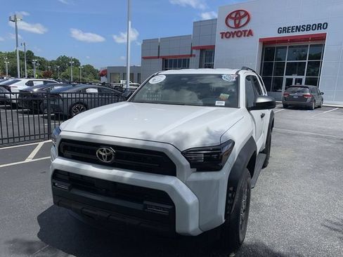Used 2026 Toyota 4Runner SR5 AWD/4WD image 1