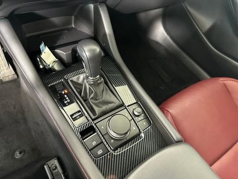 Used 2024 MAZDA MAZDA3 s image 20