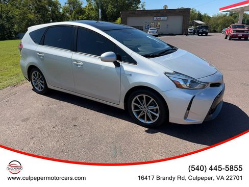 Used 2015 Toyota Prius V Five w/ Advanced Technology Package FWD image 6