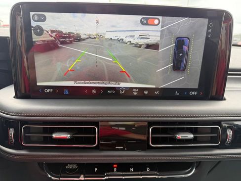 Used 2025 Lincoln Aviator AWD w/ Equipment Group 101A image 32