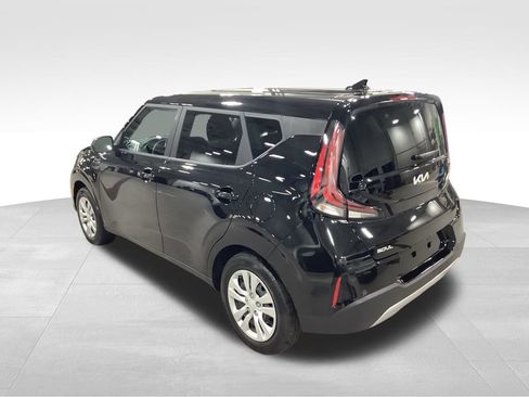 Certified 2023 Kia Soul LX image 8