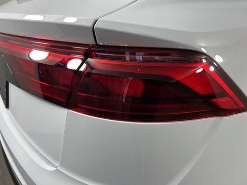 New 2026 Audi SQ8 Prestige image 18