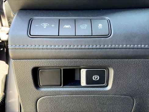 Used 2021 Hyundai Santa Fe SEL Premium image 33