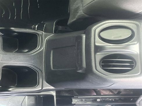 Used 2021 Jeep Wrangler Islander image 18