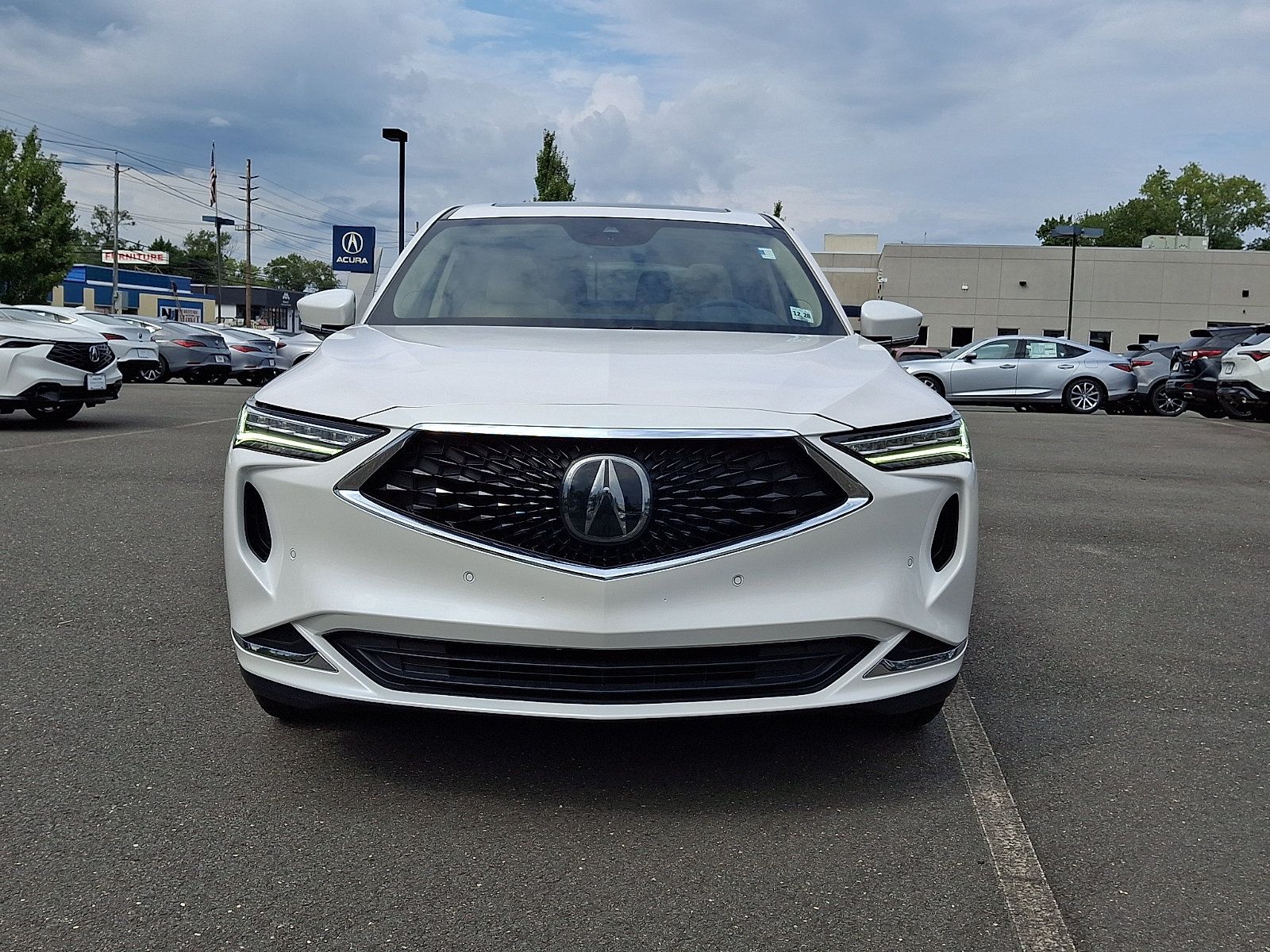Certified 2024 Acura MDX w/ Technology Package AWD/4WD image 2