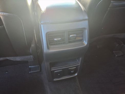 Used 2019 Ford Edge SEL w/ Equipment Group 201A image 15