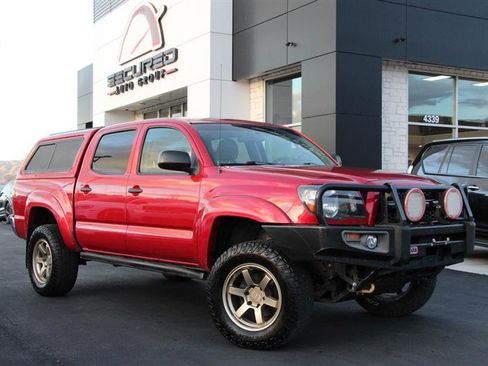 Used 2010 Toyota Tacoma 4x4 Double Cab image 1