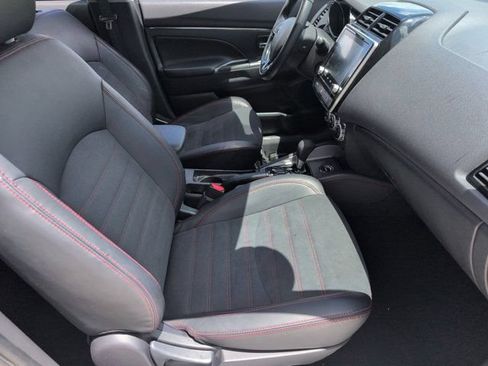 Used 2025 Mitsubishi Outlander Sport SE AWD/4WD image 30