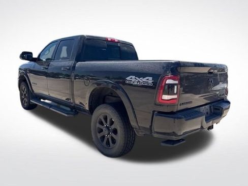 Used 2020 RAM 2500 Laramie w/ Night Edition AWD/4WD image 7