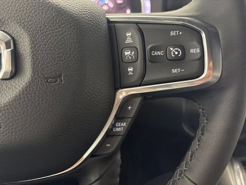 New 2026 RAM 3500 Laramie AWD/4WD image 34