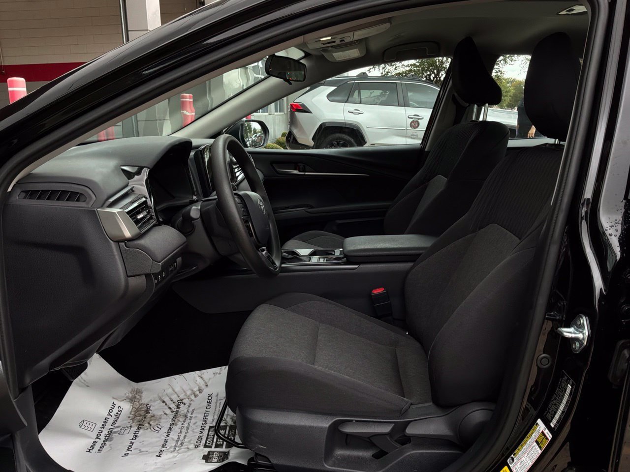 Used 2026 Toyota Camry LE FWD image 10