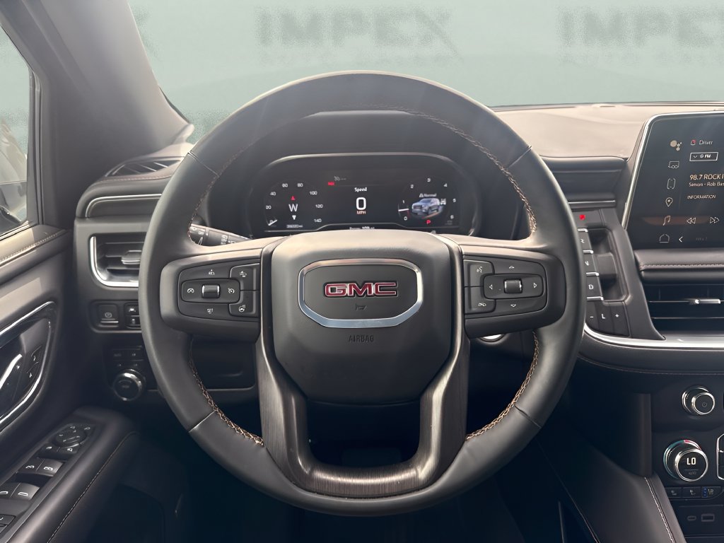 Used 2024 GMC Yukon XL AT4 w/ Technology Package AWD/4WD image 14