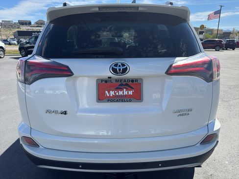 Used 2017 Toyota RAV4 Limited image 3