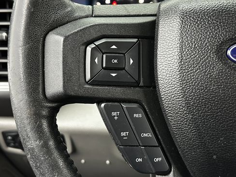 Used 2018 Ford F150 XLT w/ Equipment Group 302A Luxury image 19