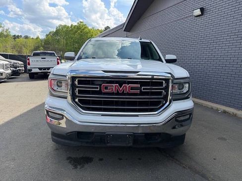 Used 2017 GMC Sierra 1500 SLE RWD image 2