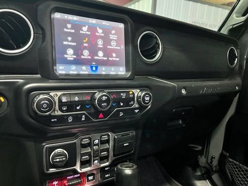 Used 2020 Jeep Wrangler Unlimited Rubicon w/ Quick Order Package 28Y Recon AWD/4WD image 20