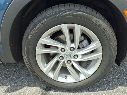 Certified 2024 Buick Envista Preferred w/ Convenience II Package FWD image 9