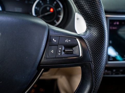 Used 2022 Maserati Levante Modena image 44