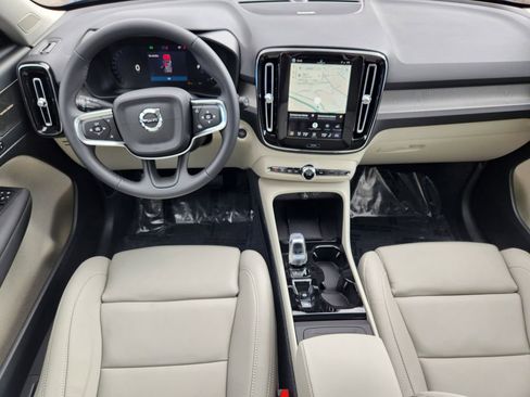 New 2026 Volvo XC40 B5 Plus w/ Protection Package Premier AWD/4WD image 16