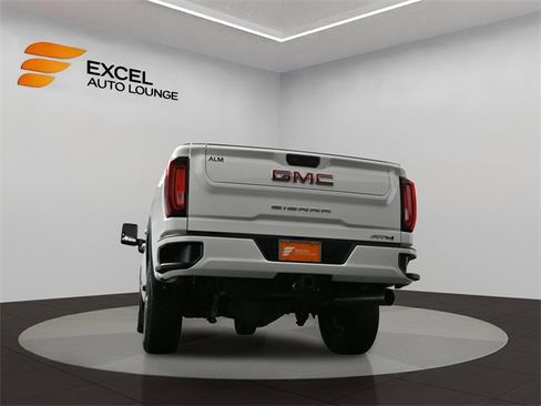 Used 2023 GMC Sierra 3500 AT4 image 39