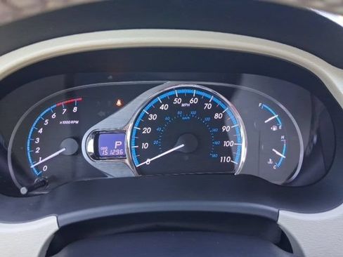 Used 2012 Toyota Sienna XLE w/ Entertainment Pkg FWD image 26