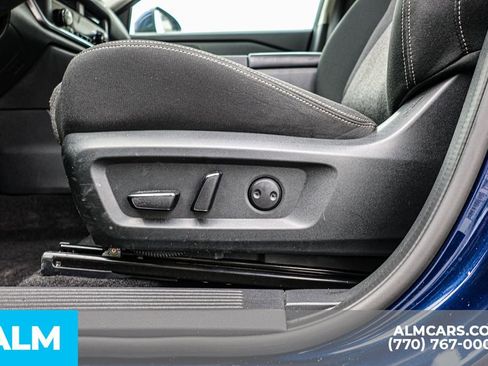 Used 2025 Nissan Rogue SV FWD image 25